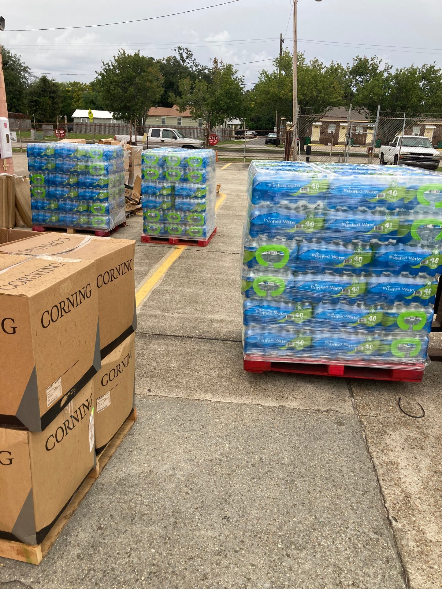 Member's Mark Purified Water – Full Pallet (1,920 Bottles, 16.9 oz)