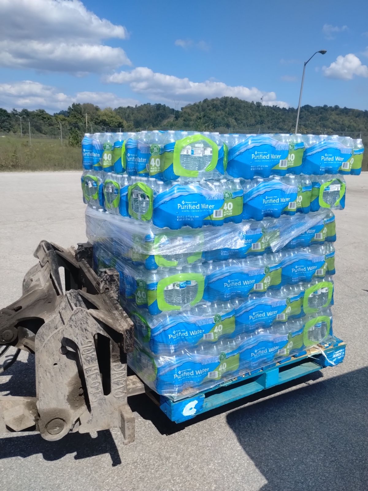 Member's Mark Purified Water – Full Pallet (1,920 Bottles, 16.9 oz)