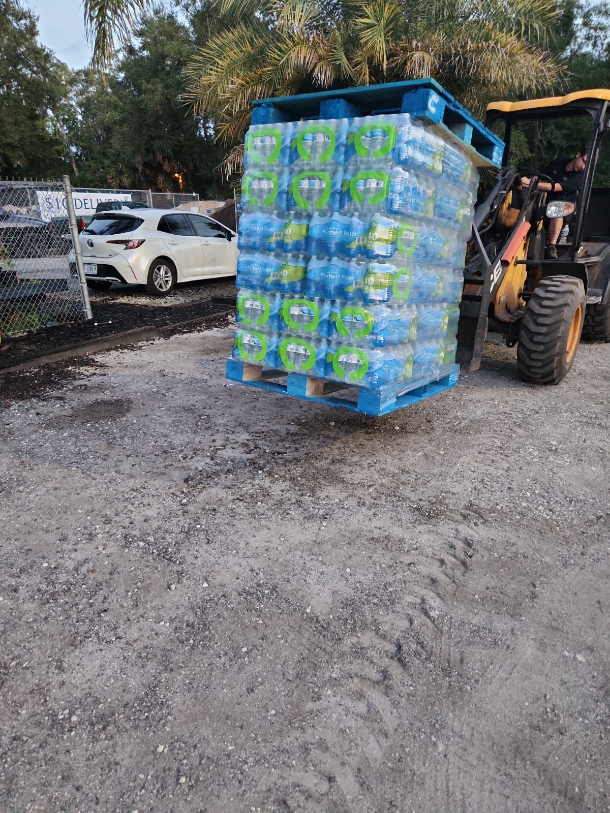 Member's Mark Purified Water – Full Pallet (1,920 Bottles, 16.9 oz)