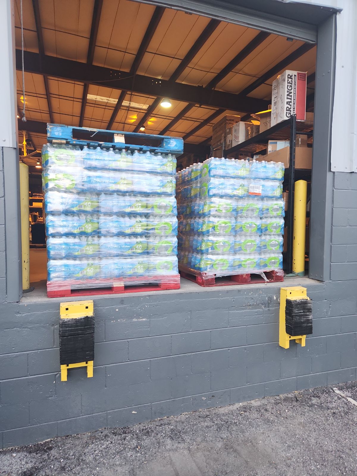 Member's Mark Purified Water – Full Pallet (1,920 Bottles, 16.9 oz)