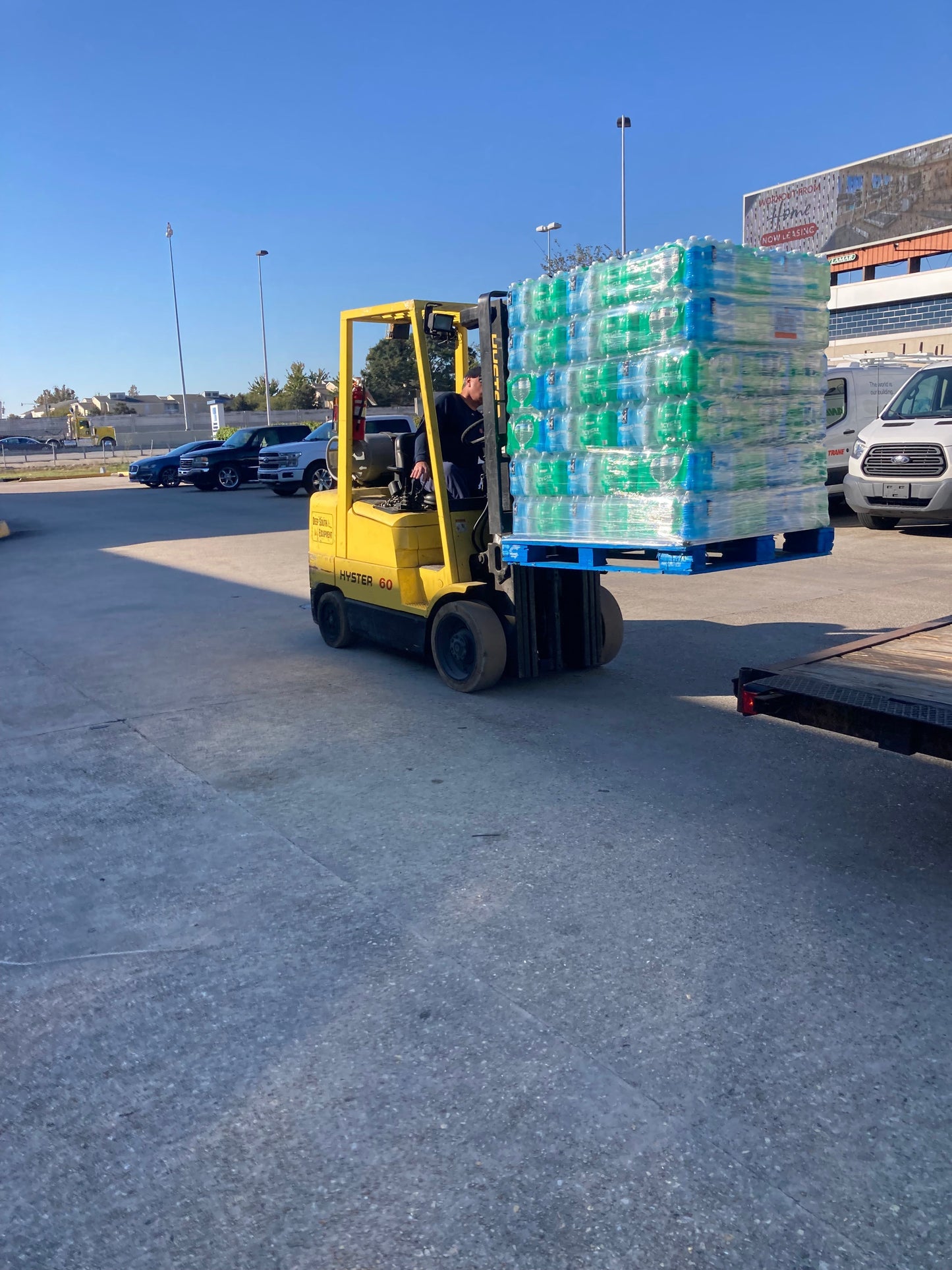 Member's Mark Purified Water – Full Pallet (1,920 Bottles, 16.9 oz)