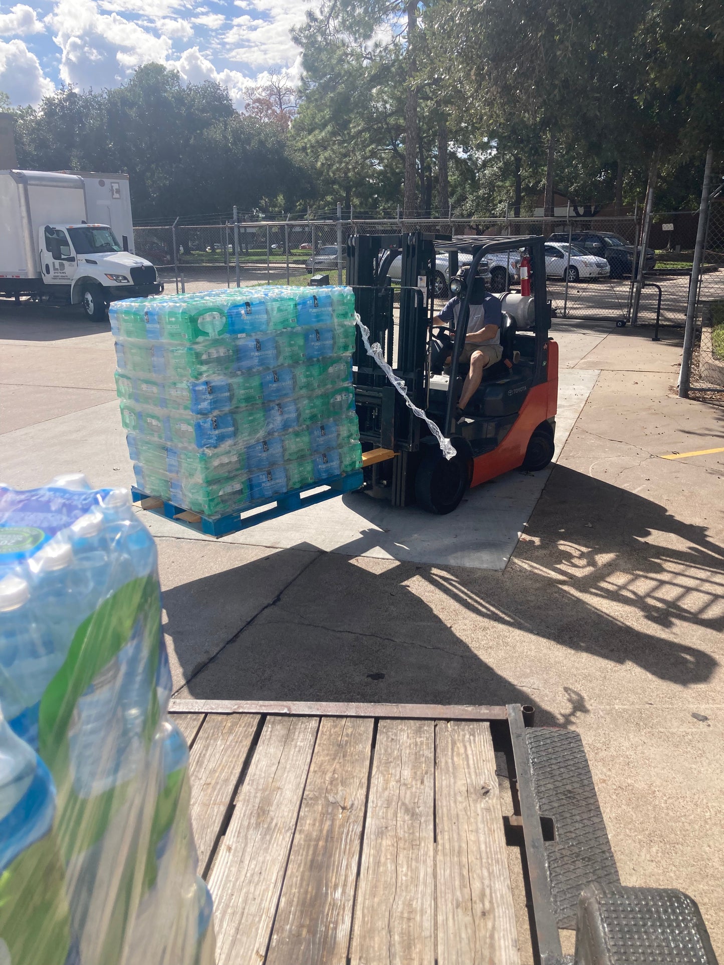 Member's Mark Purified Water – Full Pallet (1,920 Bottles, 16.9 oz)