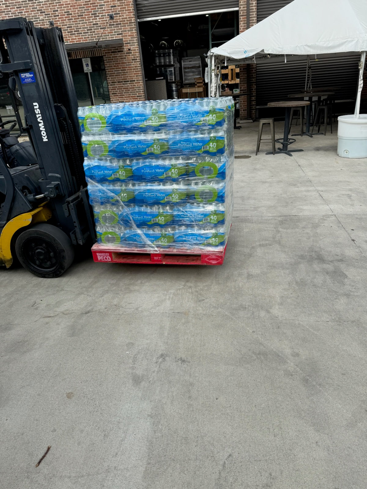 Member's Mark Purified Water – Full Pallet (1,920 Bottles, 16.9 oz)