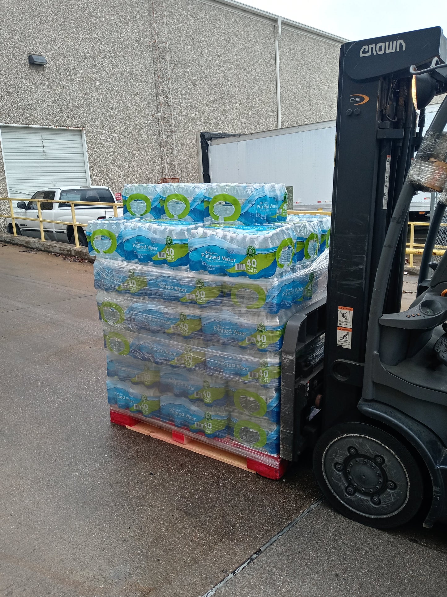 Member's Mark Purified Water – Full Pallet (1,920 Bottles, 16.9 oz)