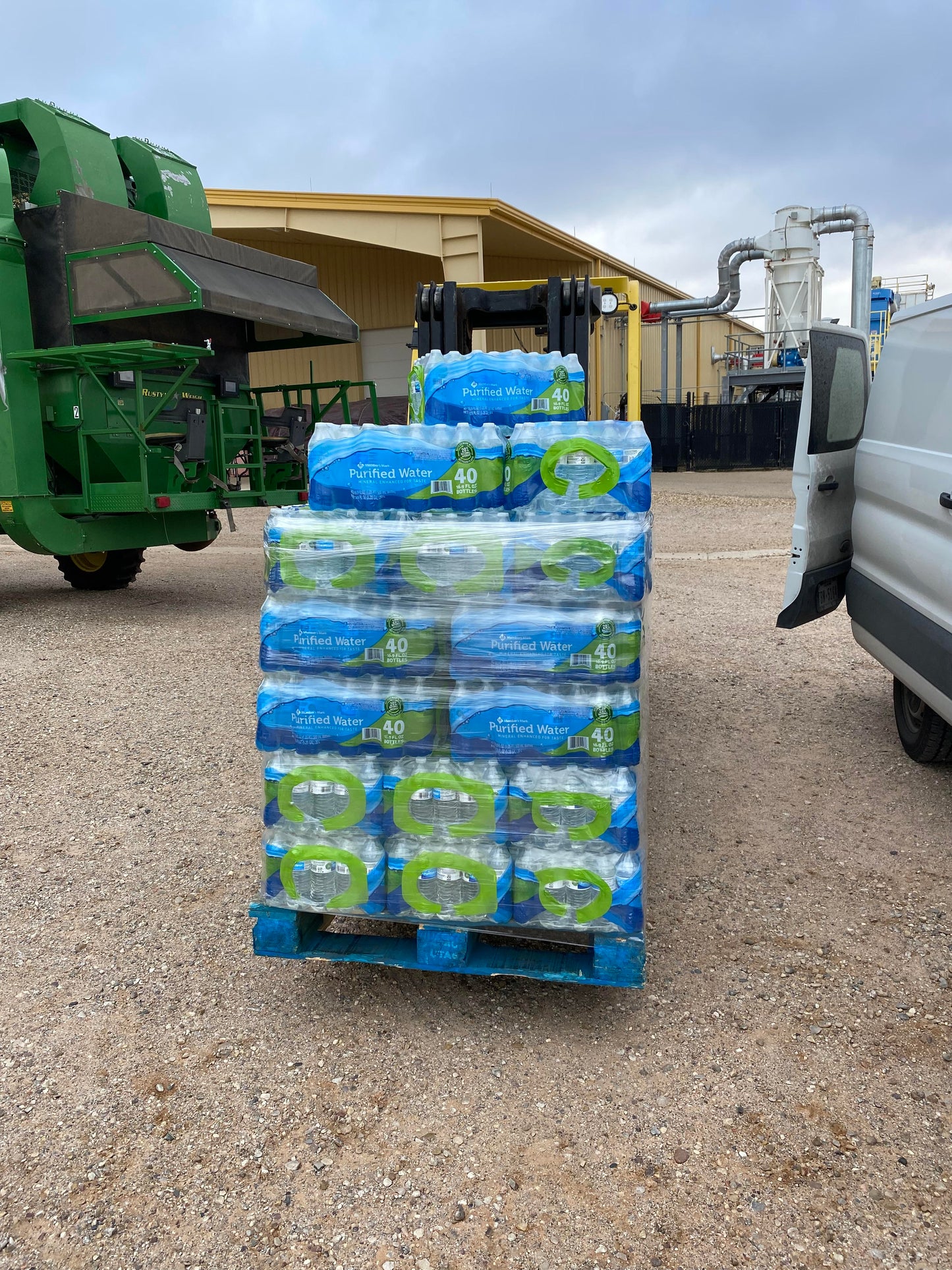 Member's Mark Purified Water – Full Pallet (1,920 Bottles, 16.9 oz)